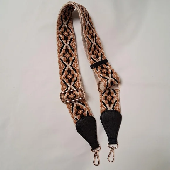 Metro Muse Black Vegan Leather Crossbody Bag - Picture 6 of 7